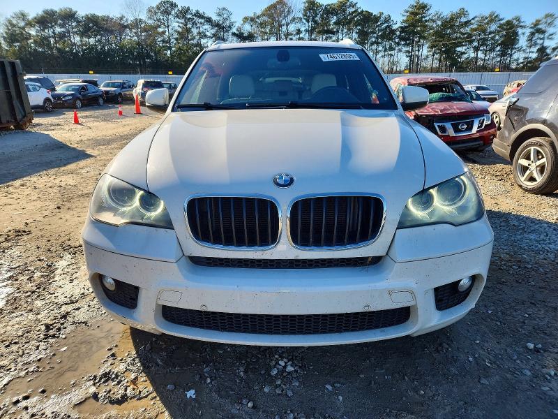 Photo 5 from auction – 2013 BMW X5 XDRIVE3 with VIN 5UXZV4C58D0B16822