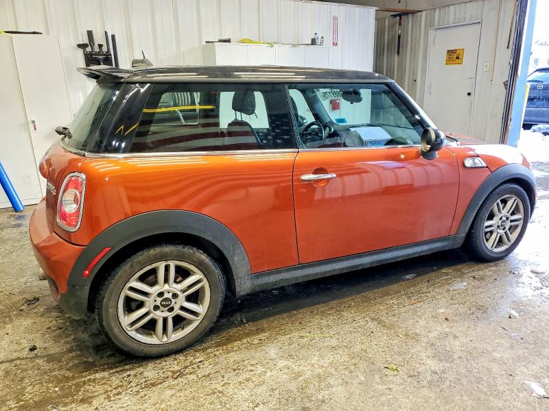 Photo 3 from auction – 2011 MINI COOPER S with VIN WMWSV3C56BTY11206