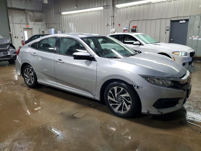 Photo 4 from auction – 2016 HONDA CIVIC EX with VIN 19XFC2F73GE001517