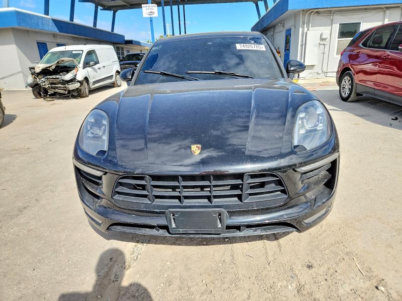 Photo 5 from auction – 2017 PORSCHE MACAN GTS with VIN WP1AG2A58HLB56737