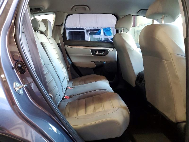 Photo 11 from auction – 2017 HONDA CR-V LX with VIN 7FARW5H37HE010754