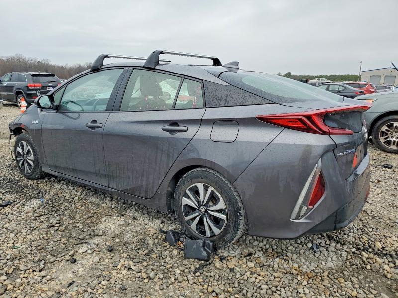 Photo 2 from auction – 2018 TOYOTA PRIUS PRIM with VIN JTDKARFP7J3086986