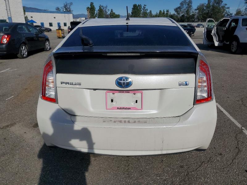 Photo 6 from auction – 2015 TOYOTA PRIUS with VIN JTDKN3DU4F0475135