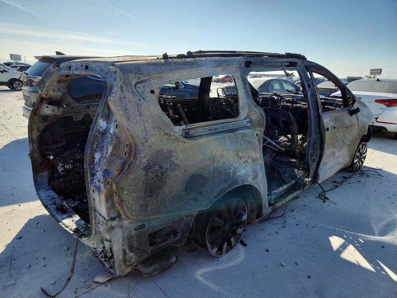 Photo 3 from auction – 2021 CHRYSLER PACIFICA with VIN 2C4RC1L75MR602837