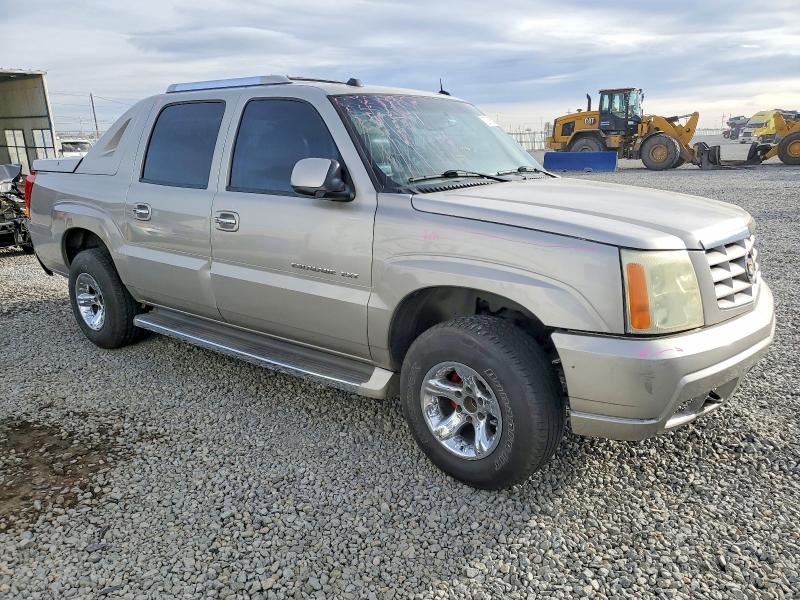 Photo 4 from auction – 2005 CADILLAC ESCALADE E with VIN 3GYEK62N25G275443