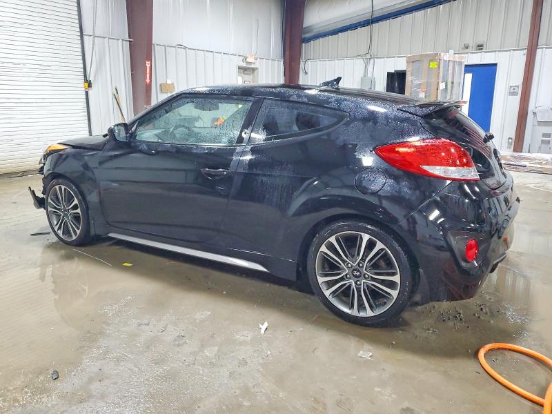 Photo 2 from auction – 2016 HYUNDAI VELOSTER T with VIN KMHTC6AE1GU299322