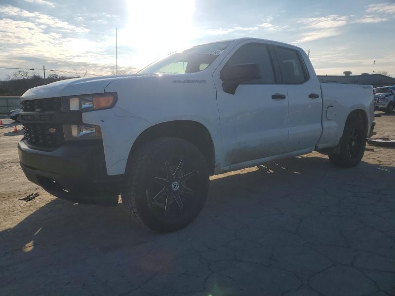 CHEVROLET SILVERADO 2020 with VIN 1GCRYAEF8LZ253778 - Photo from auction