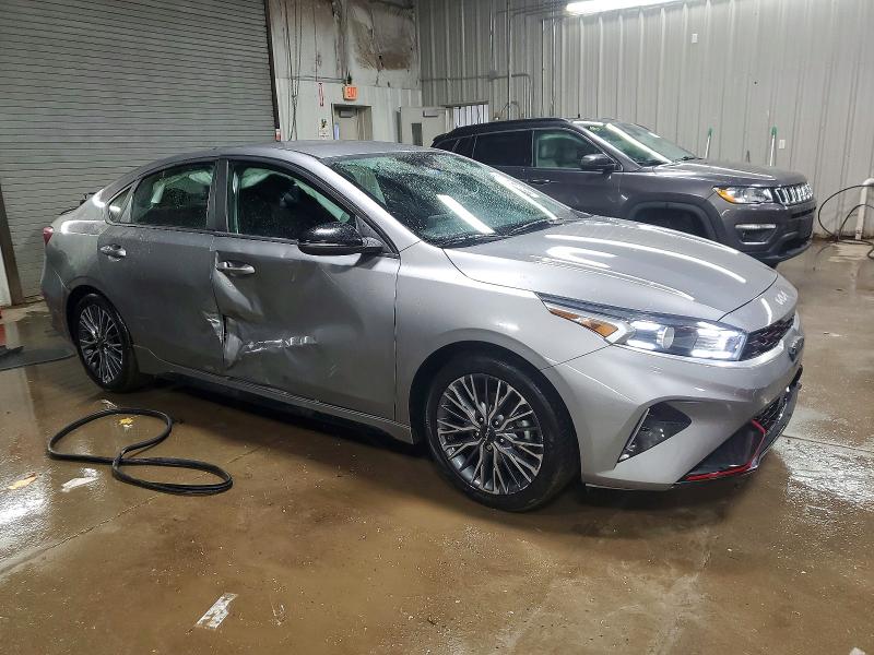 Photo 4 from auction – 2022 KIA FORTE GT L with VIN 3KPF54AD5NE481804