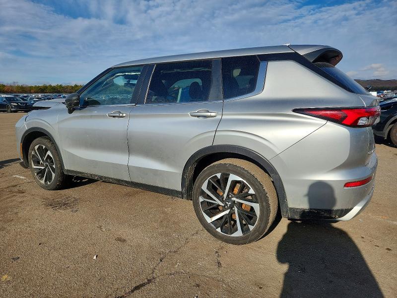 Photo 2 from auction – 2022 MITSUBISHI OUTLANDER with VIN JA4J4UA86NZ067560