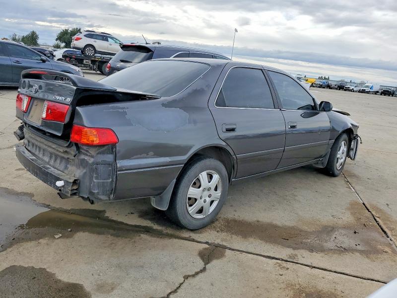 Photo 3 from auction – 2000 TOYOTA CAMRY with VIN JT2BG22K5Y0498022