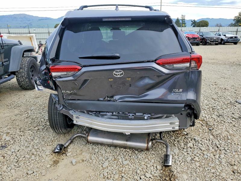 Photo 6 from auction – 2025 TOYOTA RAV4 with VIN JTMRWRFV9SJ087035