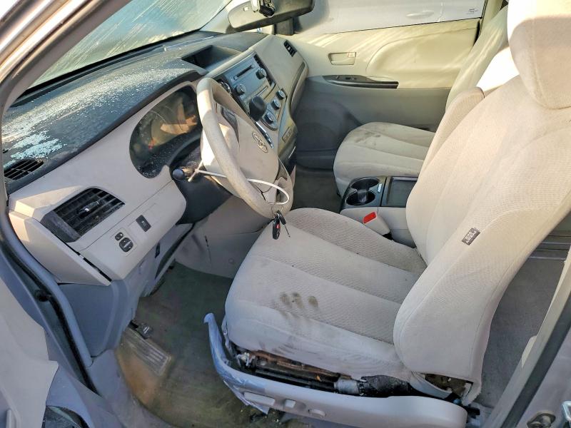 Photo 7 from auction – 2011 TOYOTA SIENNA LE with VIN 5TDKK3DC8BS166274