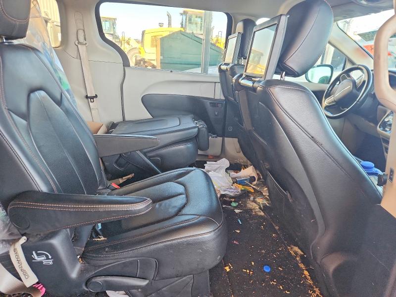 Photo 11 from auction – 2017 CHRYSLER PACIFICA with VIN 2C4RC1EG0HR844826