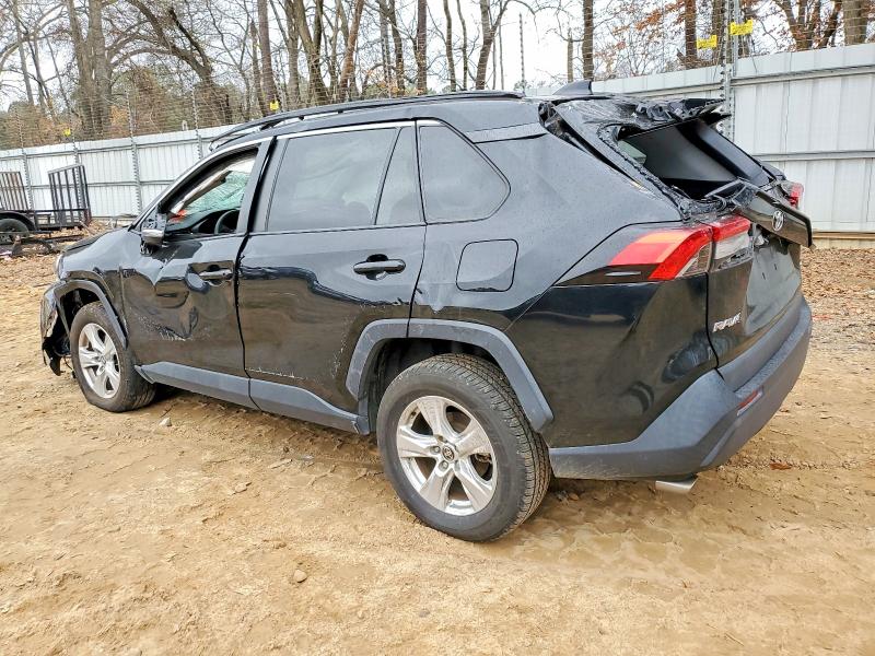 Photo 2 from auction – 2021 TOYOTA RAV4 with VIN 2T3W1RFV6MC148588