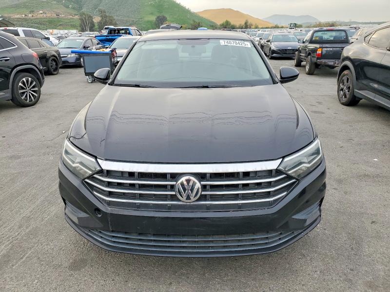 Photo 5 from auction – 2019 VOLKSWAGEN JETTA with VIN 3VWCB7BU3KM243024