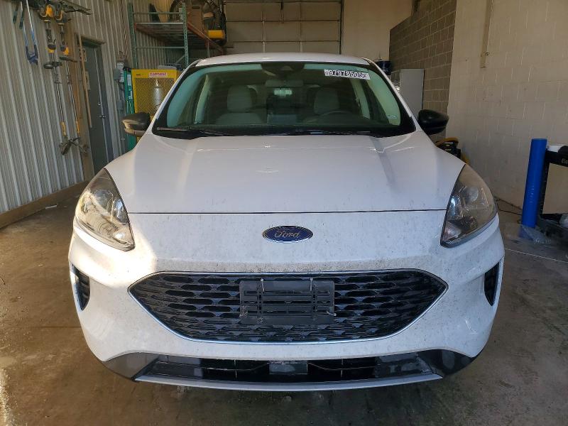 Photo 5 from auction – 2022 FORD ESCAPE SE with VIN 1FMCU9G69NUB89680