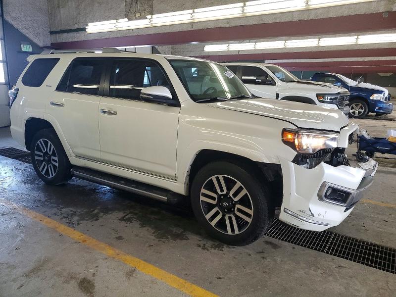 Photo 4 from auction – 2016 TOYOTA 4RUNNER SR with VIN JTEBU5JR2G5289835