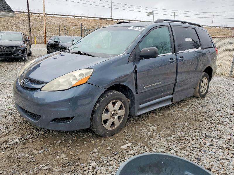Photo 1 from auction – 2010 TOYOTA SIENNA CE with VIN 5TDKK4CC2AS308303