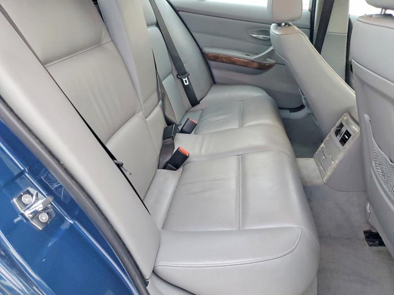 Photo 10 from auction – 2006 BMW 325 XI with VIN WBAVD13556KV06845