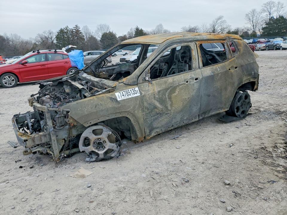 JEEP COMPASS 2024 with VIN 3C4NJDDN5RT597355 - Photo from auction