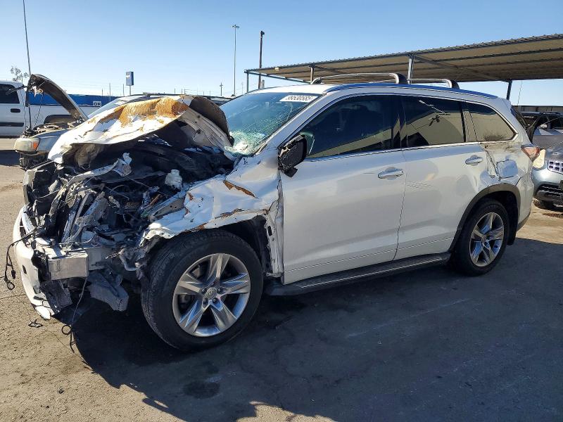 TOYOTA HIGHLANDER 2015 with VIN 5TDYKRFH1FS058994 - Photo from auction