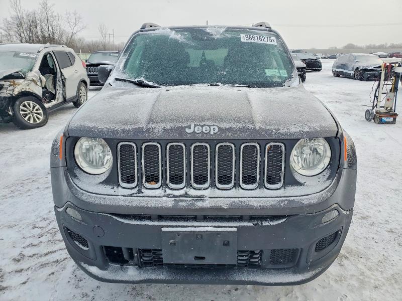 Photo 5 from auction – 2018 JEEP RENEGADE S with VIN ZACCJBAB1JPH27570
