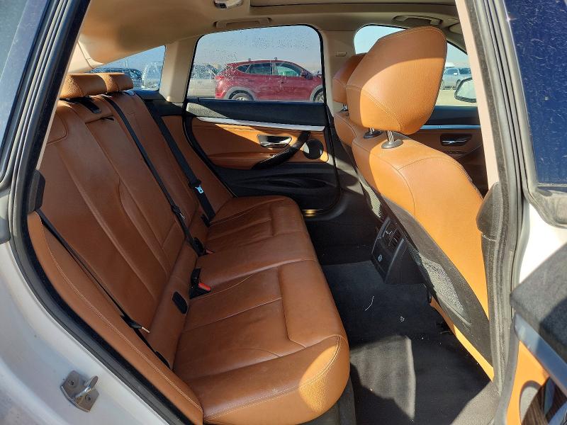 Photo 10 from auction – 2015 BMW 328 XIGT with VIN WBA3X5C51FD561917