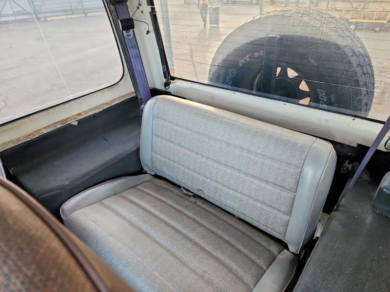 Photo 10 from auction – 1993 JEEP WRANGLER / with VIN 1J4FY29S2PP222800