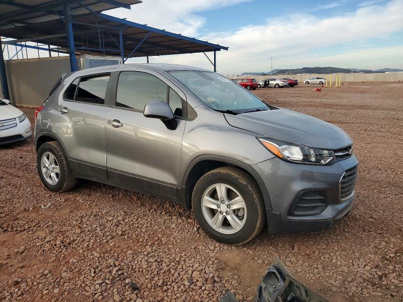 Photo 4 from auction – 2020 CHEVROLET TRAX LS with VIN 3GNCJKSB6LL257392