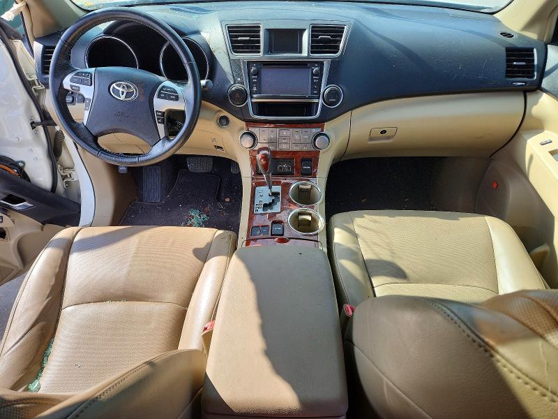 Photo 8 from auction – 2013 TOYOTA HIGHLANDER with VIN 5TDYK3EH4DS099972