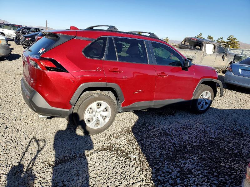 Photo 3 from auction – 2019 TOYOTA RAV4 LE with VIN JTMF1RFV4KD034971
