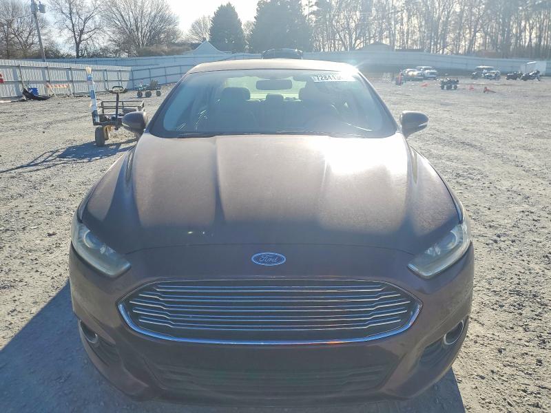 Photo 5 from auction – 2013 FORD FUSION SE with VIN 3FA6P0HR7DR188181