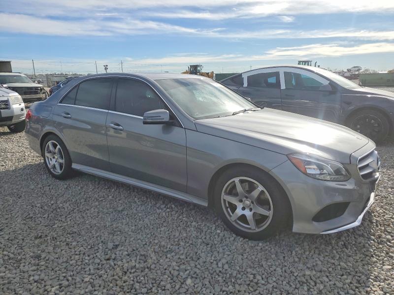 Photo 4 from auction – 2014 MERCEDES-BENZ E 350 4MAT with VIN WDDHF8JB9EB022161