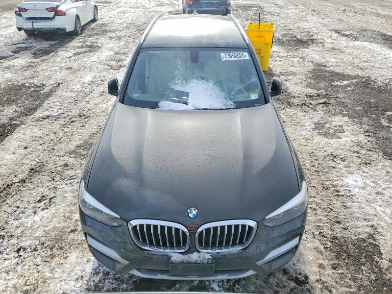Photo 5 from auction – 2018 BMW X3 XDRIVE3 with VIN 5UXTR9C55JLD62146