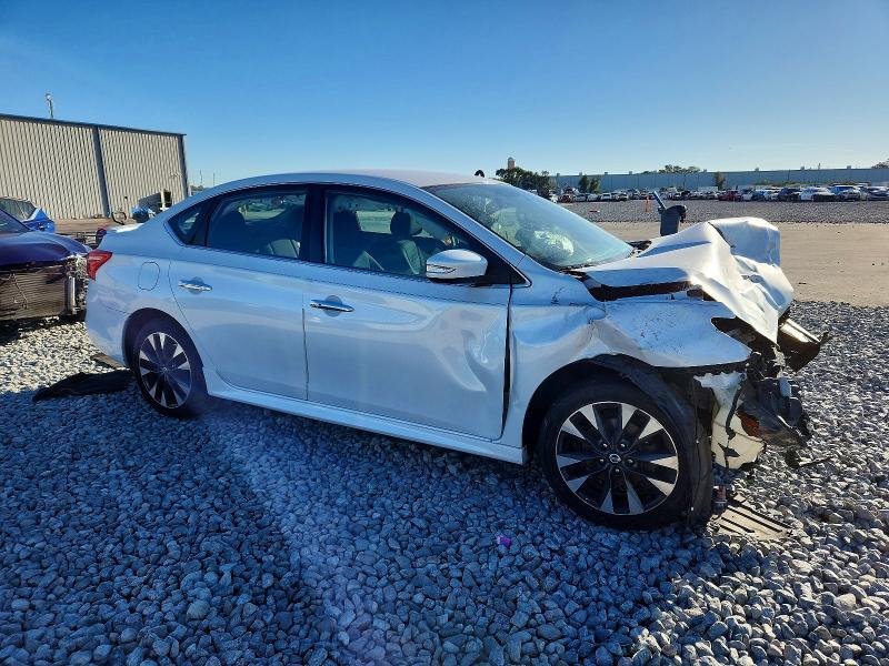 Photo 4 from auction – 2017 NISSAN SENTRA S with VIN 3N1AB7APXHY362540