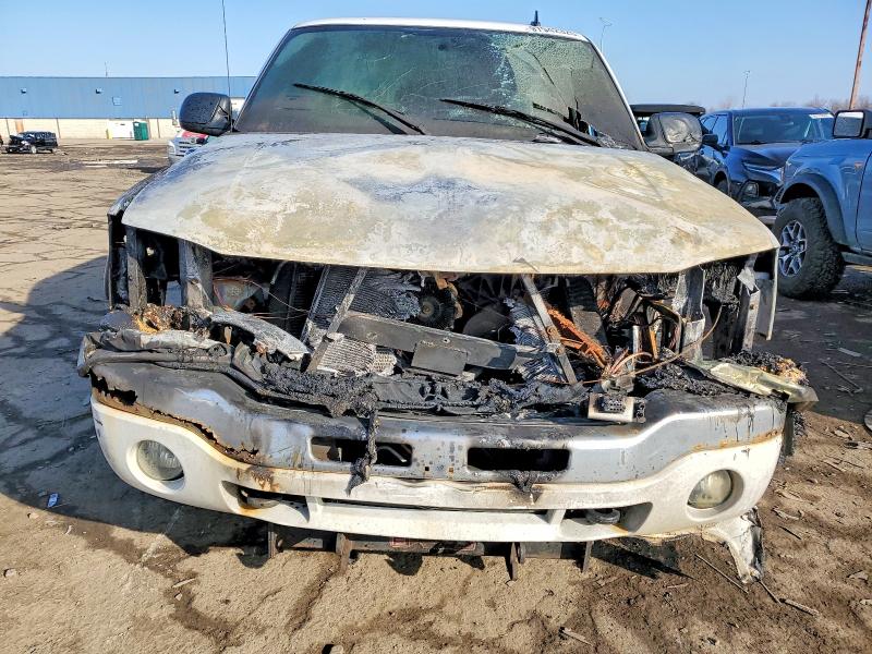 Photo 5 from auction – 2000 GMC NEW SIERRA with VIN 1GTEK19T1YE202170