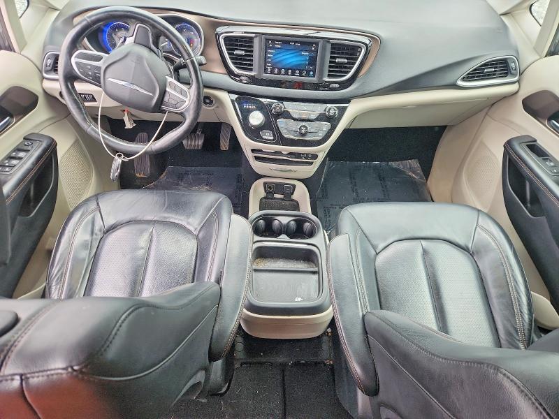 Photo 8 from auction – 2019 CHRYSLER PACIFICA T with VIN 2C4RC1BG4KR685403