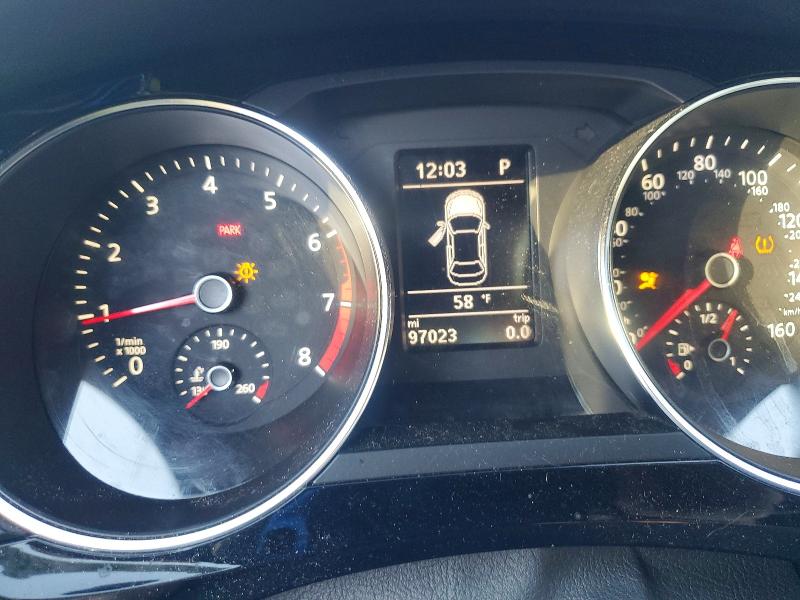 Photo 9 from auction – 2016 VOLKSWAGEN JETTA SPOR with VIN 3VWD17AJ8GM250511