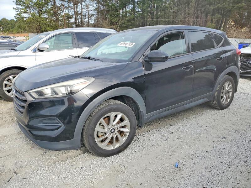 HYUNDAI TUCSON SE 2016 with VIN KM8J23A45GU197716 - Photo from auction
