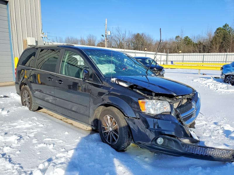 Photo 4 from auction – 2017 DODGE GRAND CARAVAN with VIN 2C4RDGCG0HR711258
