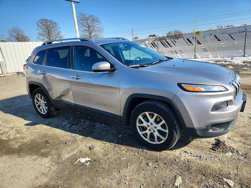 Photo 4 from auction – 2016 JEEP CHEROKEE L with VIN 1C4PJMCSXGW156019