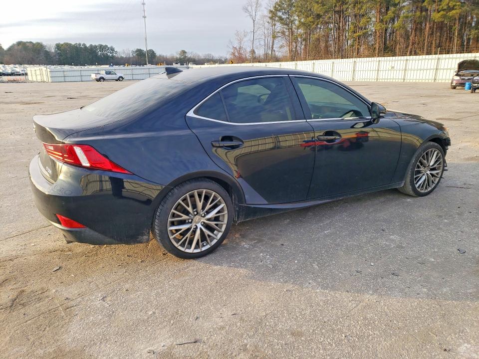 Photo 3 from auction – 2016 LEXUS IS 200T with VIN JTHBA1D24G5021498