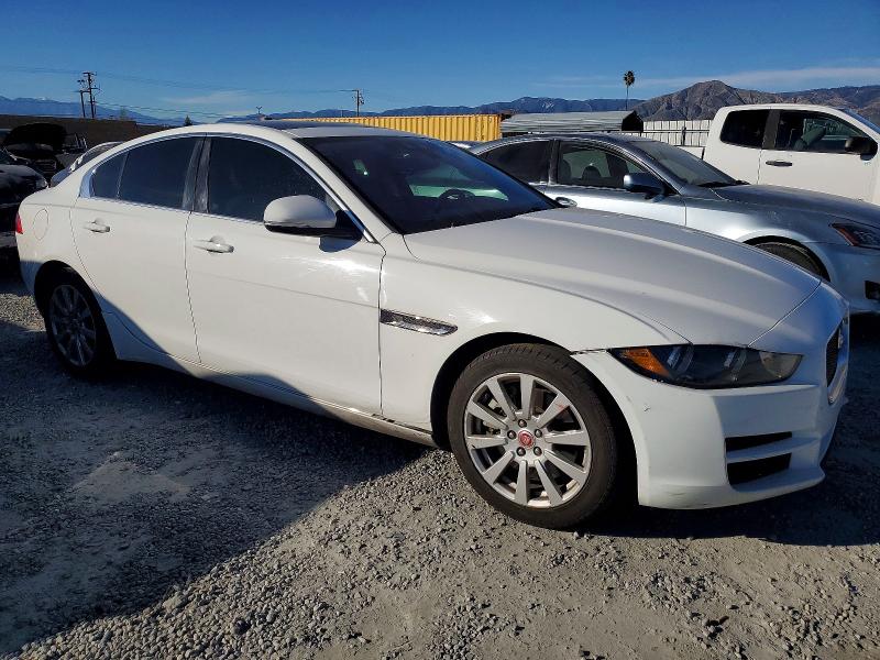 Photo 4 from auction – 2019 JAGUAR XE with VIN SAJAR4FX1KCP49673