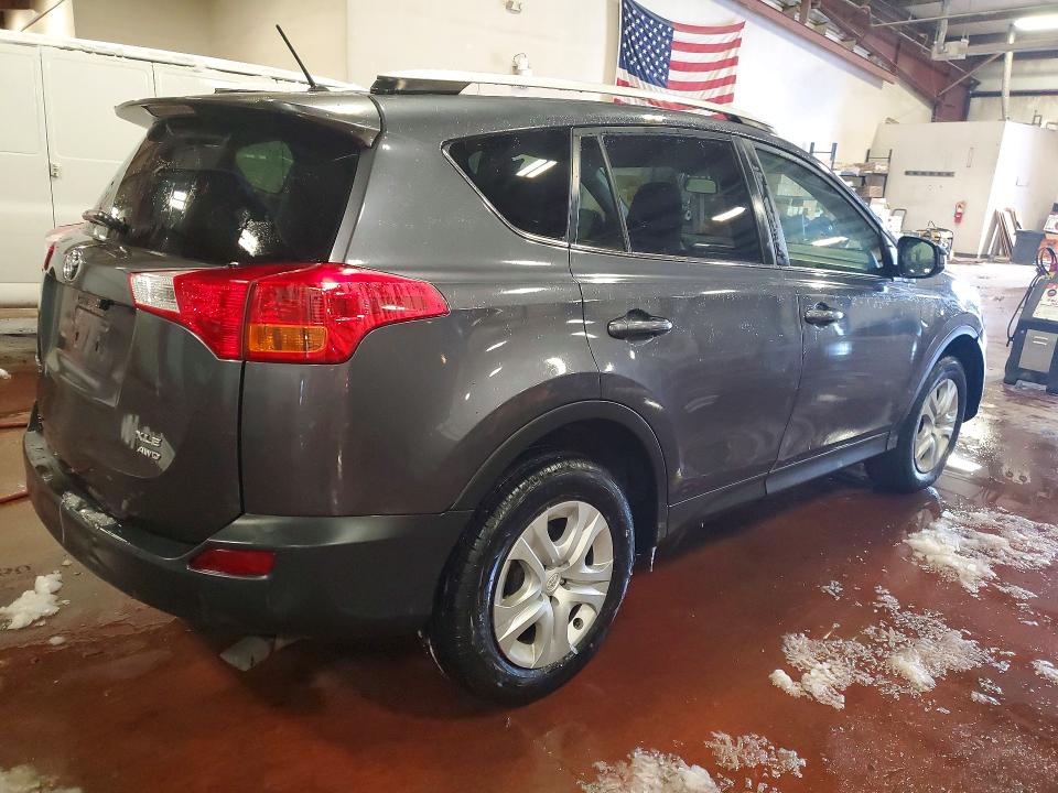 Photo 3 from auction – 2013 TOYOTA RAV4 with VIN JTMBFREV5DD024678