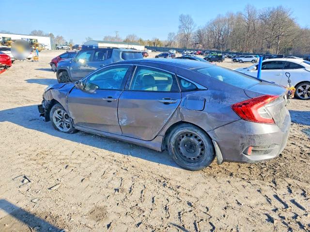 Photo 2 from auction – 2016 HONDA CIVIC with VIN 2HGFC2F53GH532107