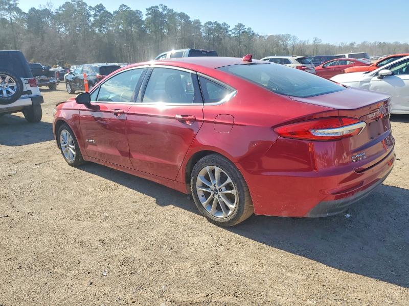 Photo 2 from auction – 2019 FORD FUSION SE with VIN 3FA6P0LU8KR161094