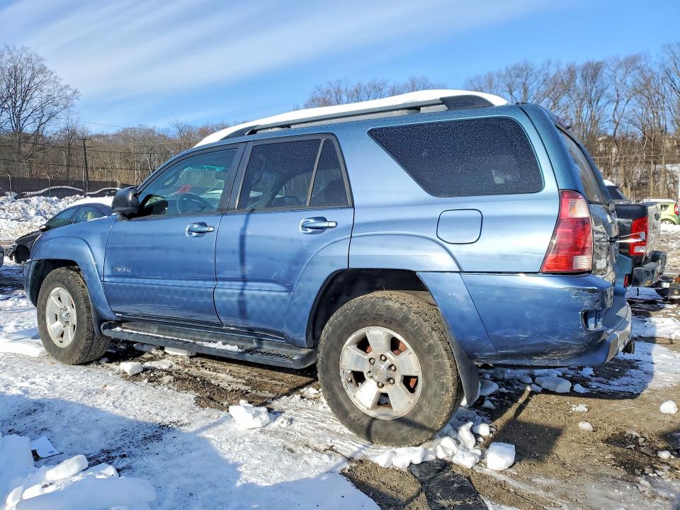 Photo 2 from auction – 2004 TOYOTA 4RUNNER SR with VIN JTEBU14R340031417