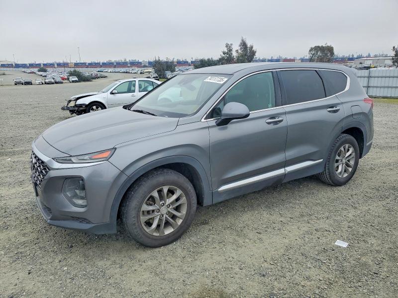 HYUNDAI SANTA FE S 2019 with VIN 5NMS2CAD9KH077183 - Photo from auction