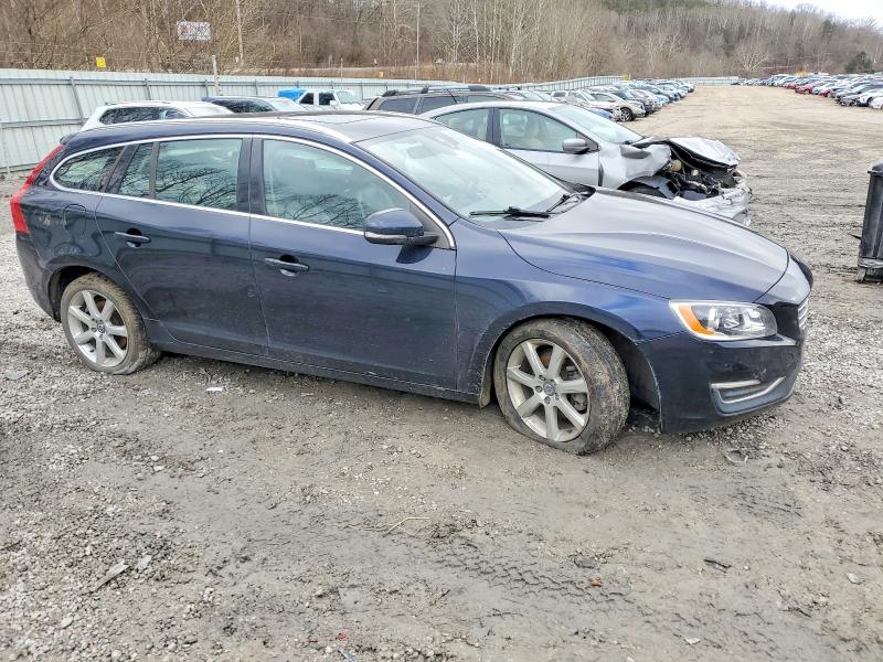 Photo 4 from auction – 2017 VOLVO V60 T5 PRE with VIN YV140MEK1H1330104