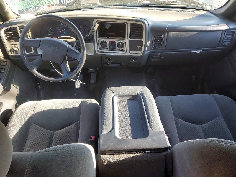 Photo 8 from auction – 2005 CHEVROLET SILVERADO with VIN 1GCHK29245E147445